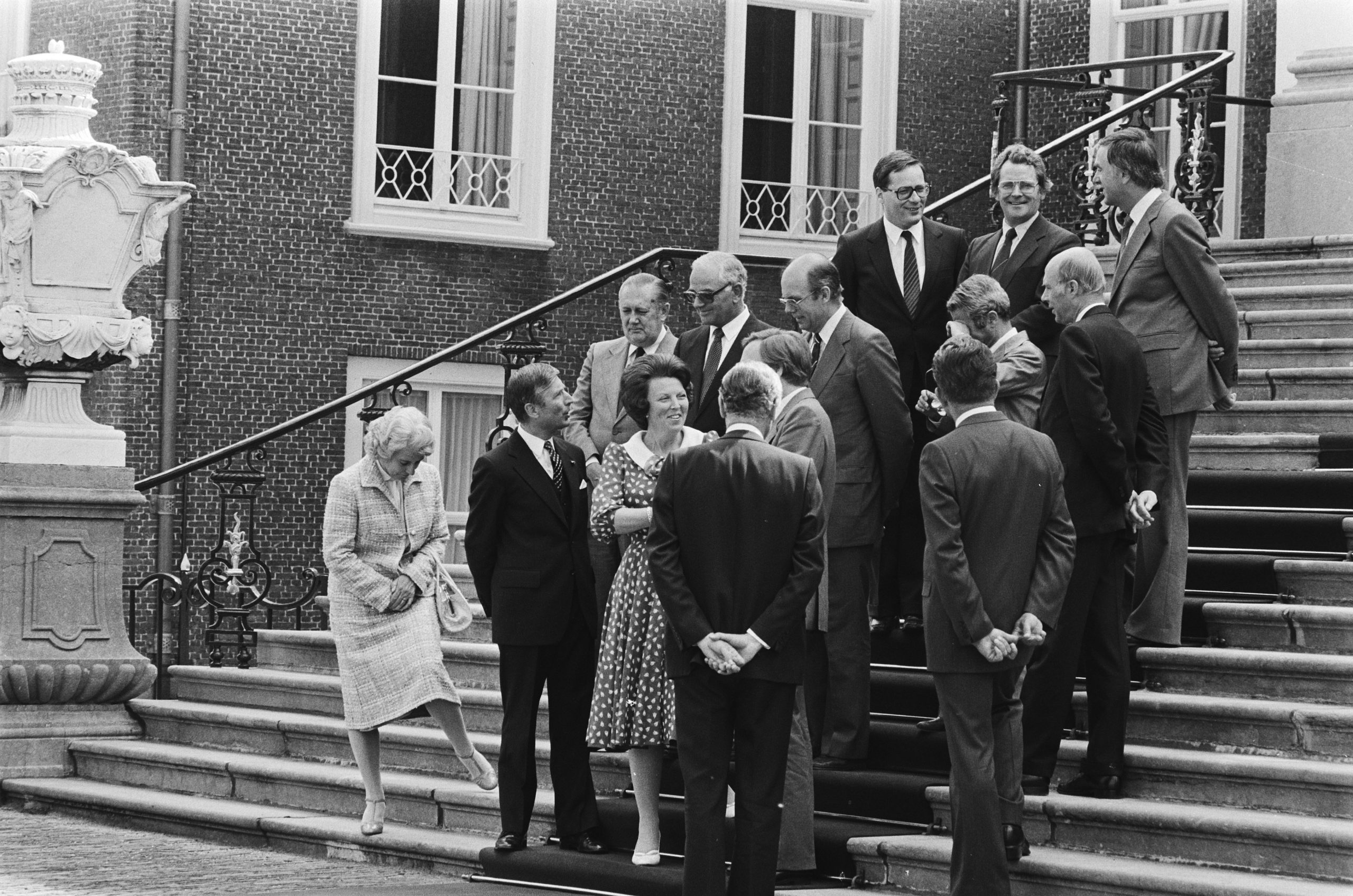 Kabinet Van Agt III wordt door koningin Beatrix beëdigd op 29 mei 1982. Foto: Rob Bogaerts Nationaal Archief / CCO. De kabinetsformatie van 1982.